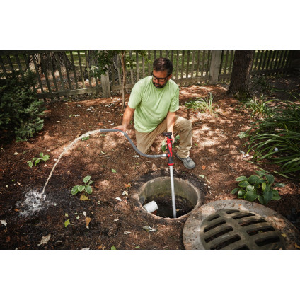 Садовый насос Milwaukee M12 BSWP-0 (без АКБ)