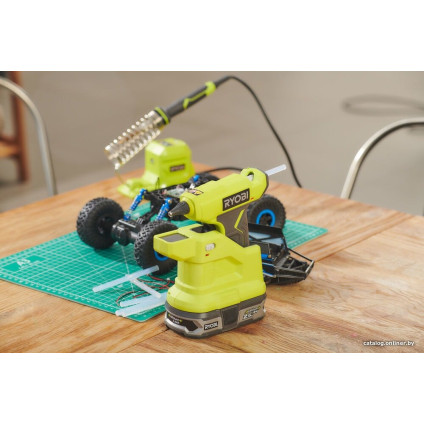 Термоклеевой пистолет Ryobi RGLM18-0 (без АКБ)