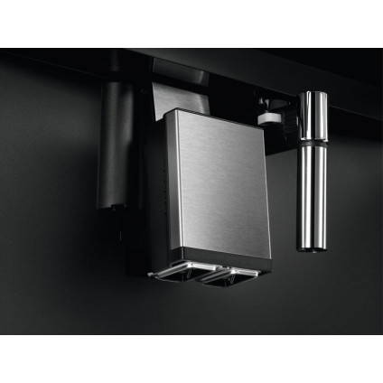 Кофемашина Electrolux EBC85H