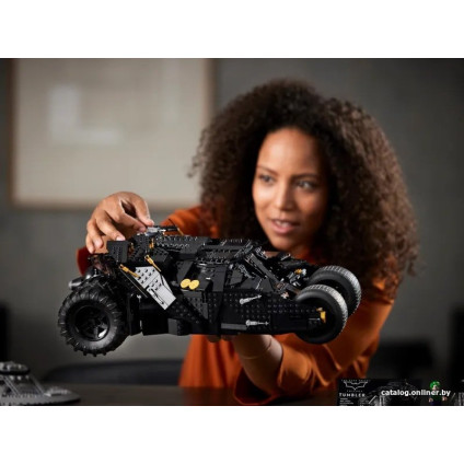 Конструктор LEGO DC Batman 76240 Бэтмобиль Тумблер