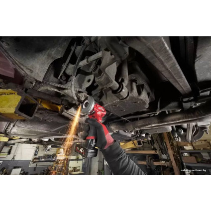 Монтажная (отрезная) пила Milwaukee M12 FCOT-422X Fuel 4933464619 (с 2-мя АКБ, кейс)