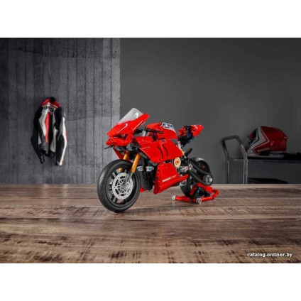 Конструктор LEGO Technic 42107 Ducati Panigale V4 R