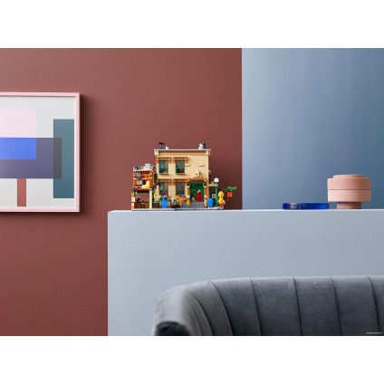 Конструктор LEGO Ideas 21324 Улица Сезам, 123