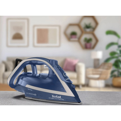 Утюг Tefal FV6830E0