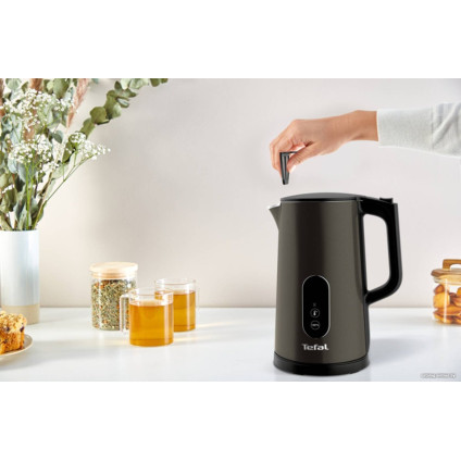 Электрический чайник Tefal KI831E10