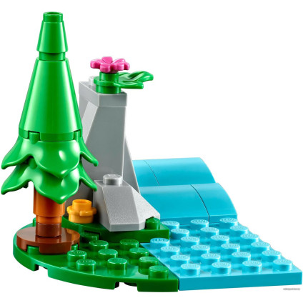 Конструктор LEGO Friends 41679 Домик в лесу