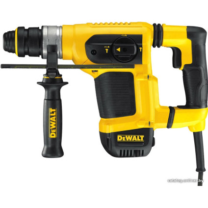 Перфоратор DeWalt D25413K