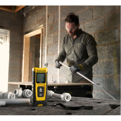Лазерный дальномер Stanley STHT77065-0
