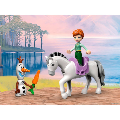 Конструктор LEGO Disney 43204 Веселье в замке Анны и Олафа