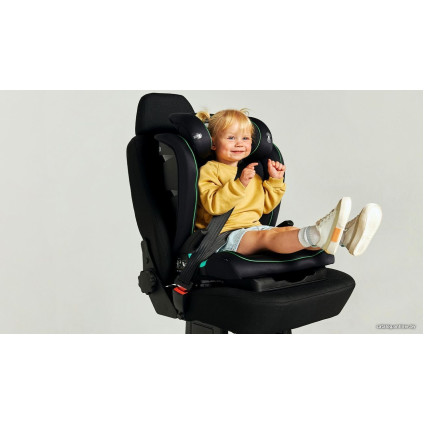 Детское автокресло Lionelo Neal (black onyx)