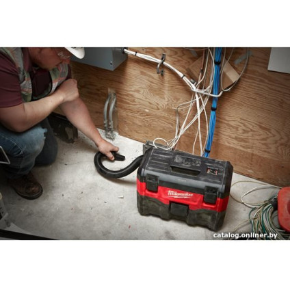 Пылесос Milwaukee M18 VC2-0