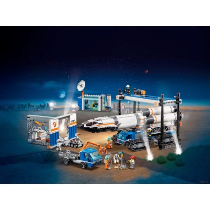 Конструктор LEGO City 60229 Площадка для сборки и транспорт для перевозки ракеты