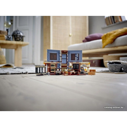 Конструктор LEGO Harry Potter 76385 Учеба в Хогвартсе: Урок заклинаний