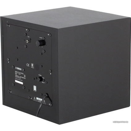 Проводной сабвуфер Yamaha NS-SW050 (черный)
