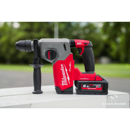 Перфоратор Milwaukee M18 FUEL M18ONEFHX-552X 4933478504 (с 2-мя АКБ, кейс)