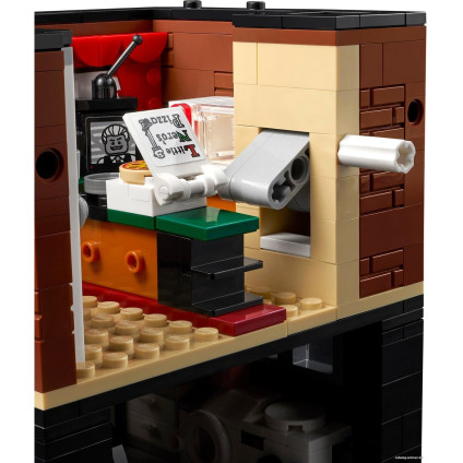 Конструктор LEGO Ideas 21330 Один дома