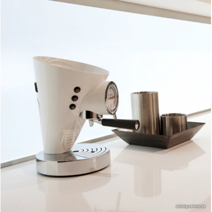 Рожковая кофеварка Bugatti 15-DIVAC (кремовый)