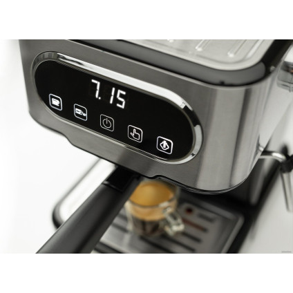 Рожковая кофеварка Gorenje ESCM15DBK