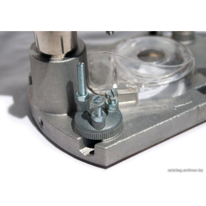 Вертикальный фрезер DeWalt DW621