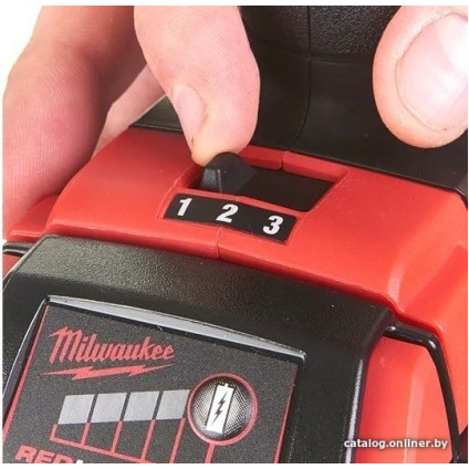 Винтоверт Milwaukee M18 BLID2-0X 4933464519 (без АКБ, кейс)