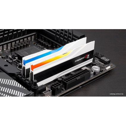 Оперативная память G.Skill Trident Z5 RGB 2x32ГБ DDR5 6400МГц F5-6400J3239G32GX2-TZ5RW