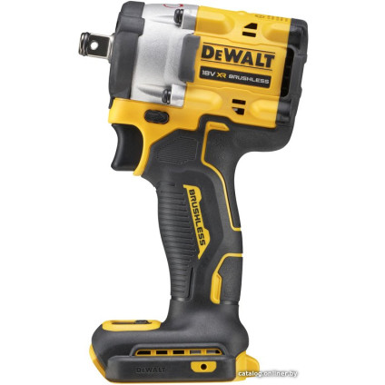 Гайковерт DeWalt DCF921NT-XJ (без АКБ, кейс)