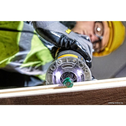 Вертикальный фрезер DeWalt DCW604N-XJ (без АКБ)