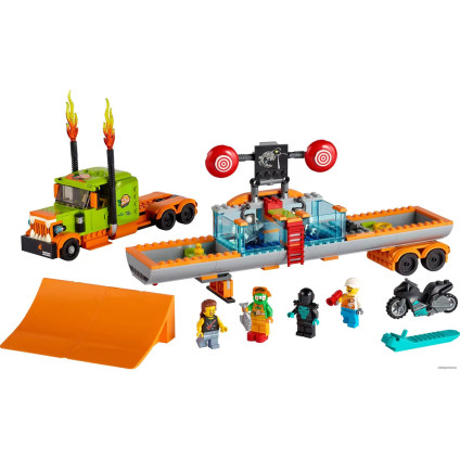 Конструктор LEGO City Stuntz 60294 Грузовик для шоу каскадеров