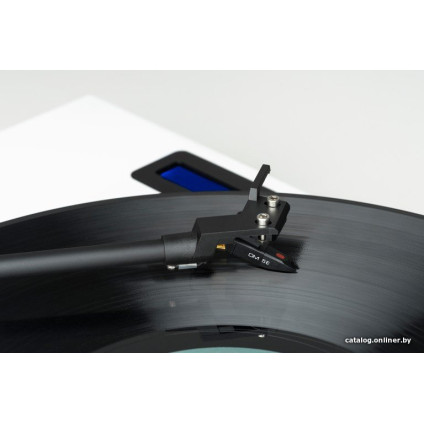 Виниловый проигрыватель Pro-Ject Juke Box E (белый)