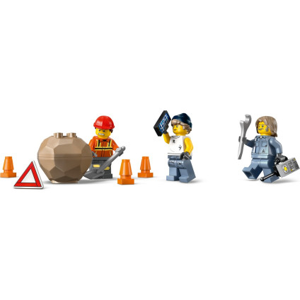 Конструктор LEGO City 60467 Тяжелый эвакуатор с краном