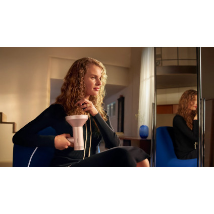 Фен Philips 8000 Series BHD837/10