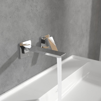 Смеситель Villeroy & Boch Subway 3.0 TVW11200700061