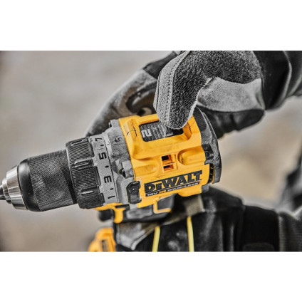 Дрель-шуруповерт DeWalt DCD800E1T (с 1-им АКБ 1.7 Ач, кейс)