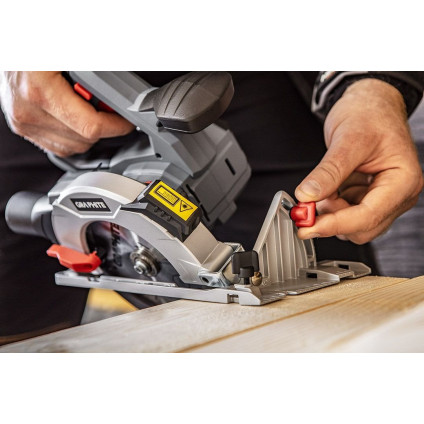 Дисковая (циркулярная) пила GRAPHITE 58G008 (без АКБ)