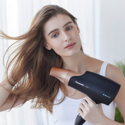 Фен Panasonic EH-NA63C-N825