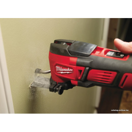 Реноватор Milwaukee M18 BMT-0 4933446203 (без АКБ)