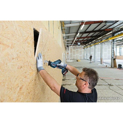 Сабельная пила Bosch GSA 18 V-LI C Professional 06016A5001 (без АКБ, кейс)