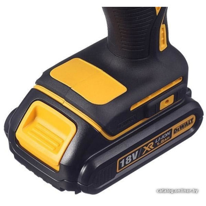 Ударная дрель-шуруповерт DeWalt DCD778S2T (с 2-мя АКБ 1.5 Ah)