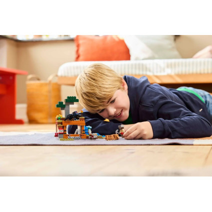 Конструктор LEGO Minecraft 21269 Экспедиция на рудник Броненосец