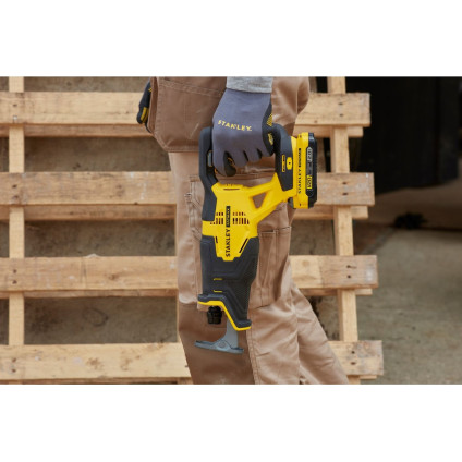 Сабельная пила Stanley SFMCS300D2K (с 2-мя АКБ)