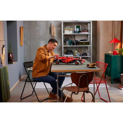 Конструктор LEGO Technic 42207 Гоночная машина Ferrari SF-24