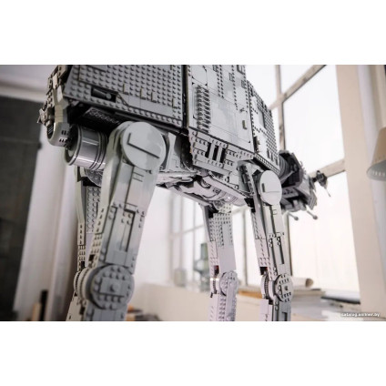 Конструктор LEGO Star Wars 75313 AT-AT