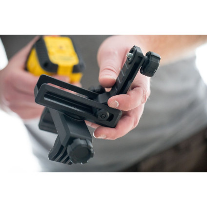 Лазерный нивелир Stanley STHT77499-1