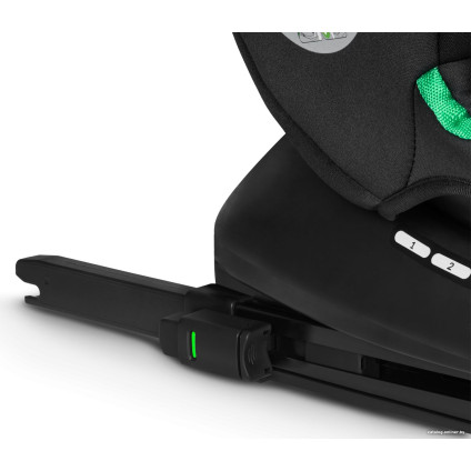 Детское автокресло Lionelo Bastiaan i-Size (черный/красный)