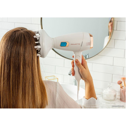 Фен Rowenta Ultimate Experience Scalp Care CV9240F0