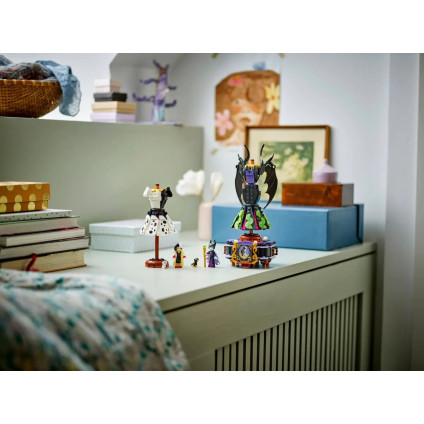 Конструктор LEGO Disney Princess Платья Малефисенты и Круэллы Де Виль 43262