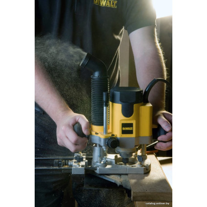 Вертикальный фрезер DeWalt DW621