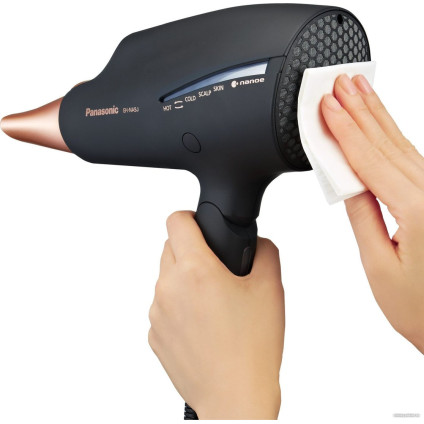 Фен Panasonic EH-NA9J-K825