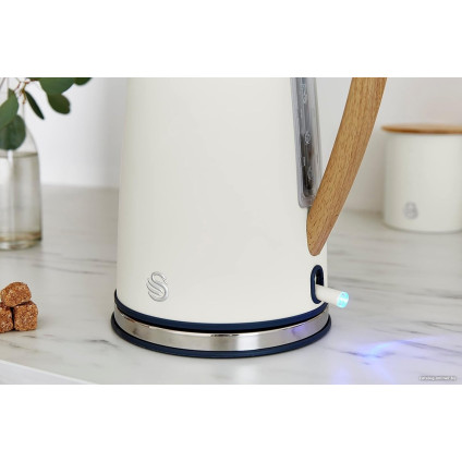 Электрический чайник Swan SK14610WHTN