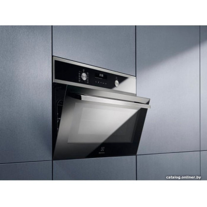 Микроволновая печь Electrolux EVM6E46X